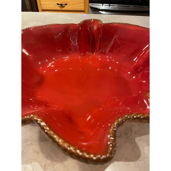 Temptations hand painted/crafted by Tara Harvest Leaf 3 Qt. Casserole Serving - Picture 7 of 8